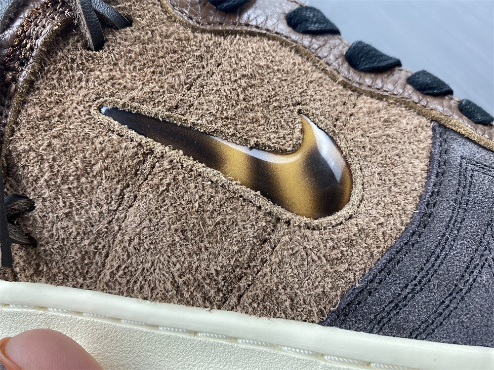 Nike Dunk High X Bodega   CZ8125-200